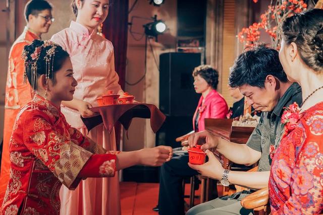 結婚敬茶