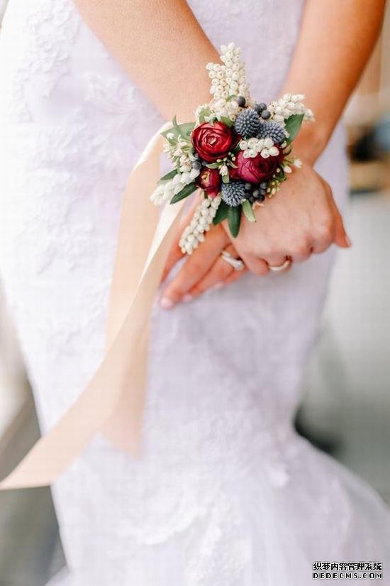 腕花的時代已來臨 圖片源自weddinginclude