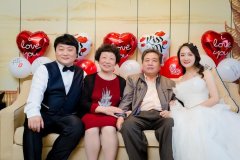 結婚媽媽穿的衣服圖片及挑選技巧