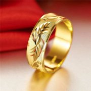 訂婚金戒指大概多少錢