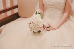 對(duì)晚輩的結(jié)婚賀喜詞