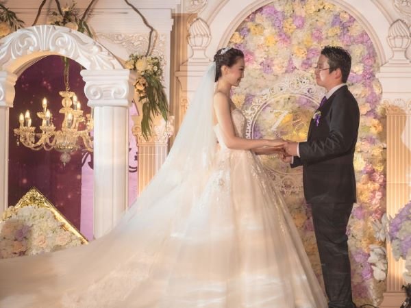 結婚