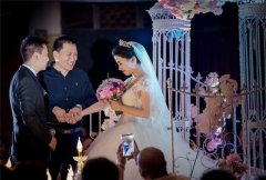 弟弟結(jié)婚的祝福語短句
