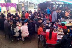 農村喜酒一般幾個人一桌