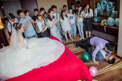 2019年最新版的婚禮游戲逗新郎