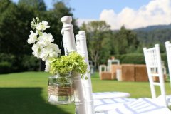 辦一場草坪婚禮多少錢 2019年草坪婚禮費用明細