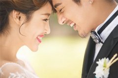 祝朋友結(jié)婚的祝福語(yǔ)短信