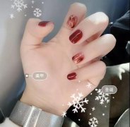 高人氣超顯白的圣誕美甲大合集 新娘們快來收圖