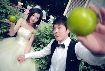 新人拍婚紗照應(yīng)提前多久開始進行準備