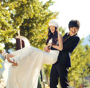 盤點(diǎn)在不同季節(jié)拍婚紗照時(shí)的那些優(yōu)勢(shì)