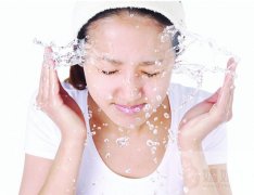 肌膚如何立顯年輕水嫩 新娘妝容要注意的問題