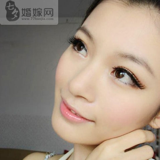 肌膚如何立顯年輕水嫩 新娘妝容要注意的問(wèn)題