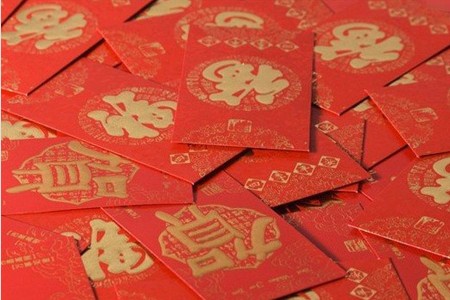 新人在婚禮過程中都要送哪些人紅包