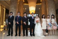 籌備婚禮時(shí)新娘如何挑選自己的伴娘隊(duì)伍