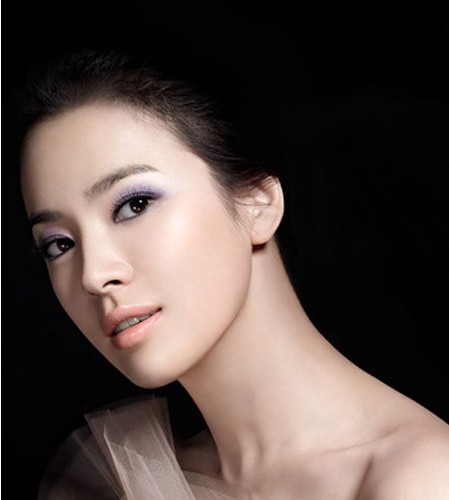 做完美新娘必學的時尚裸妝打造技巧
