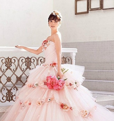 不同身形的新娘如何挑選合適的婚紗禮服