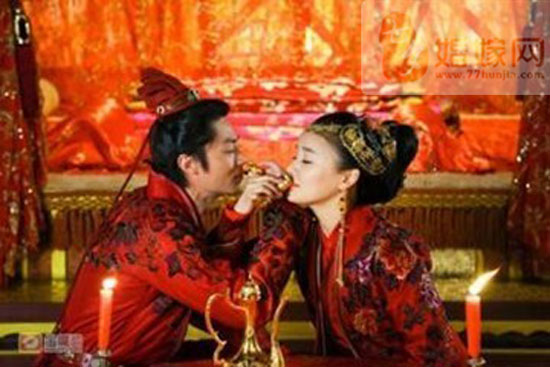 跨越傳統與現代婚禮的洞房花燭夜