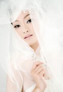 新娘婚禮打扮的八大原則(精讀三)