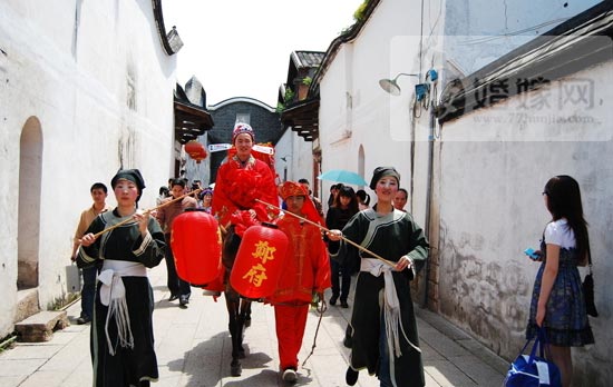 中國傳統(tǒng)婚嫁習(xí)俗中的三大老婚俗