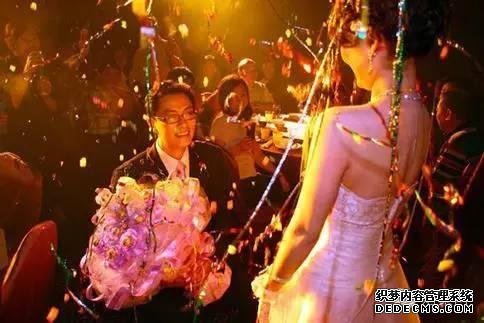 新娘婚禮當天要注意什么？如何做一個優雅的新娘？