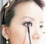 單眼皮怎么畫大眼妝 塑造美麗大眼睛