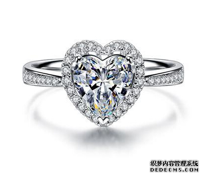 謝娜結婚鉆戒什么樣  明星鉆戒起底.png