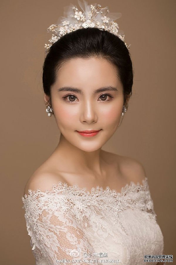 新娘彩妝造型  新娘造型推薦1.png