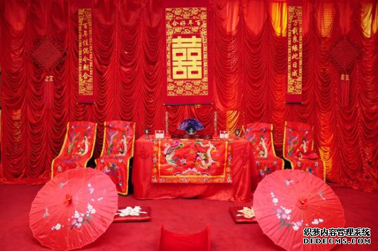 中式婚禮圖片 中式婚禮如何布置1.png