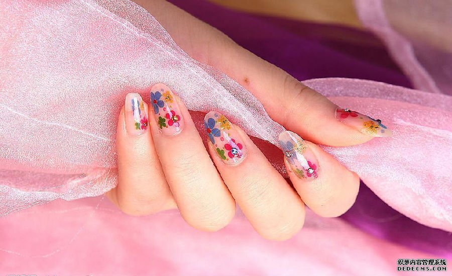 簡單美甲圖片 簡單好看的美甲DIY2.png
