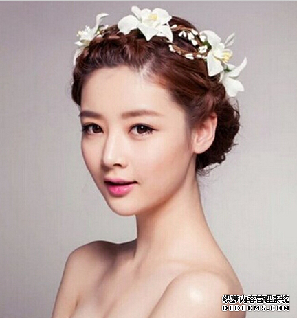 韓式新娘結(jié)婚發(fā)型 婚禮上的亮點2.png