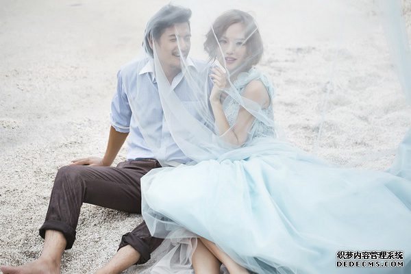 好看的婚紗照圖片  迷人婚照欣賞.png