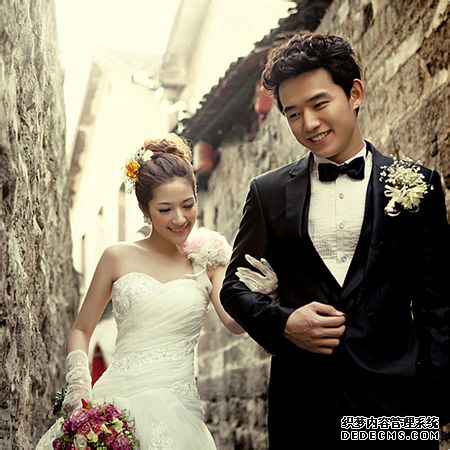 結婚改口費一般多少 改口費怎么給.png