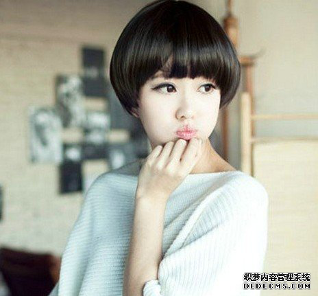 文藝女青年發(fā)型 輕松打造文藝范兒1.png