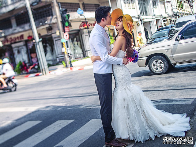 結婚禮服搭配 不同色彩的不同意義.png