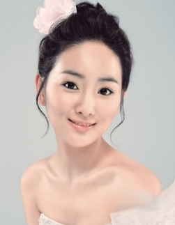 新娘盤頭發(fā)型.png