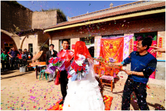 農村婚慶司儀主持詞怎么寫？婚聚網來教你！