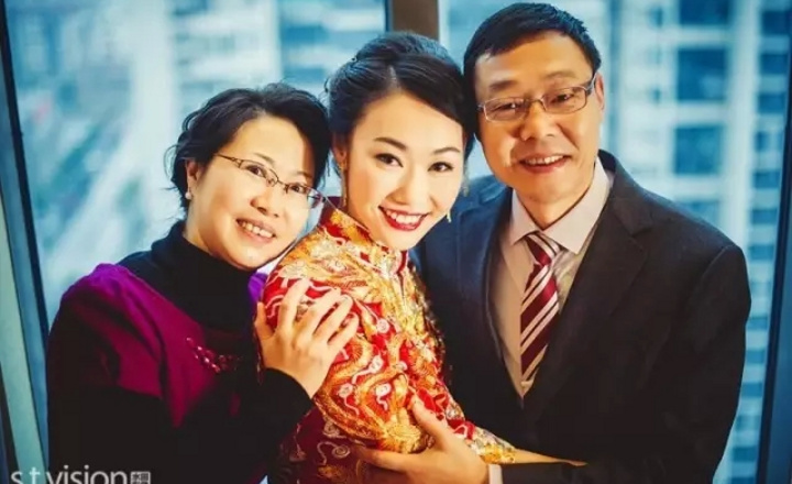 婚禮中的父親穿什么？