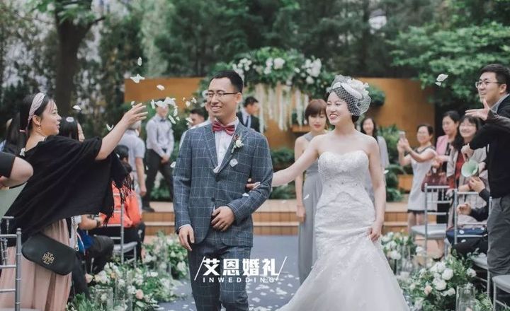 高質(zhì)量單身依然有機會通過“相親”遇見美好的