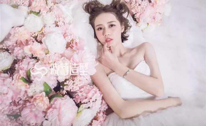 靈感: 楊超越俏皮、娜扎鬼馬！爆紅全網(wǎng)的哪吒頭